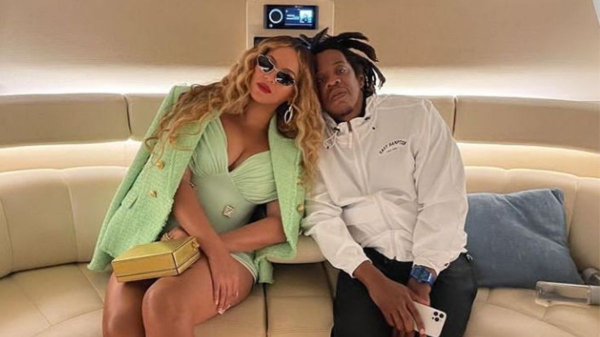 Beyoncé Stuns Sparkly Green Mini Dress On JeffBezos’ $500M Yacht With Jay-Z
