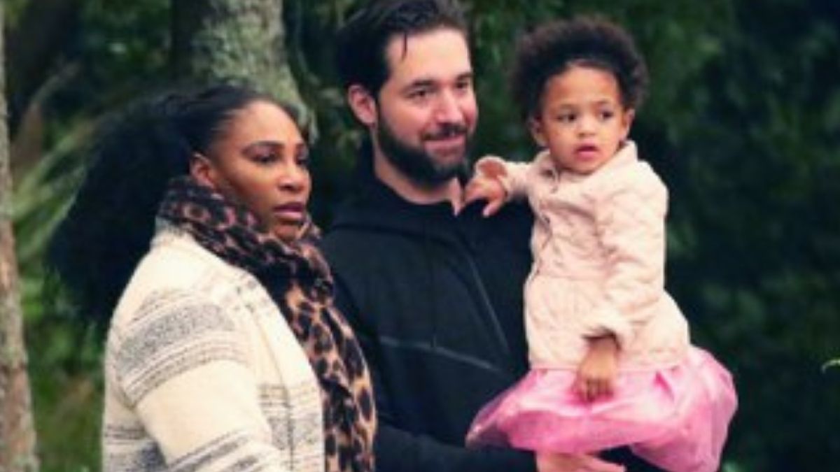 Serena Williams &Husband Alexis Kisses Daughter Olympia,4,In New Photos