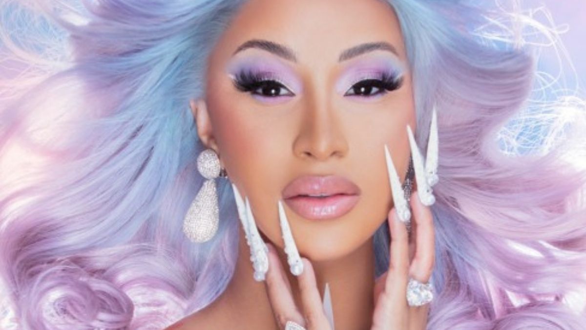 Rapper,Cardi B Buys a Giant House In New York City