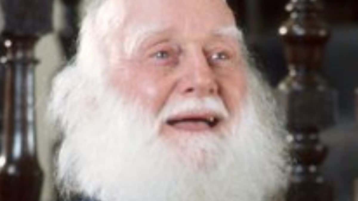 Iris Mountford, Buster Merryfield’s Wife